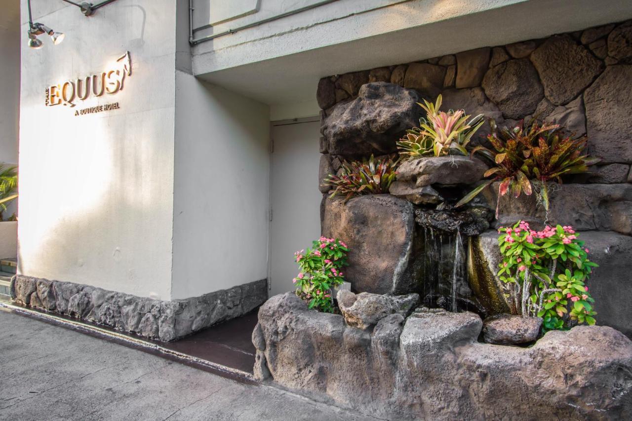 Equus Hotell Honolulu Exteriör bild