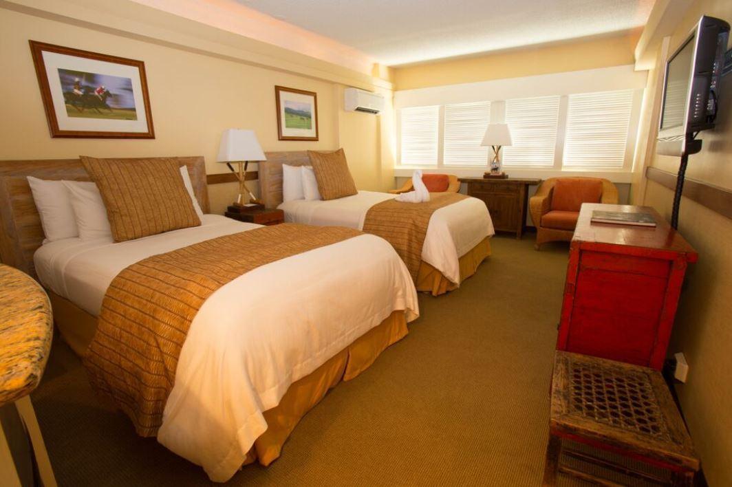 Equus Hotell Honolulu Exteriör bild