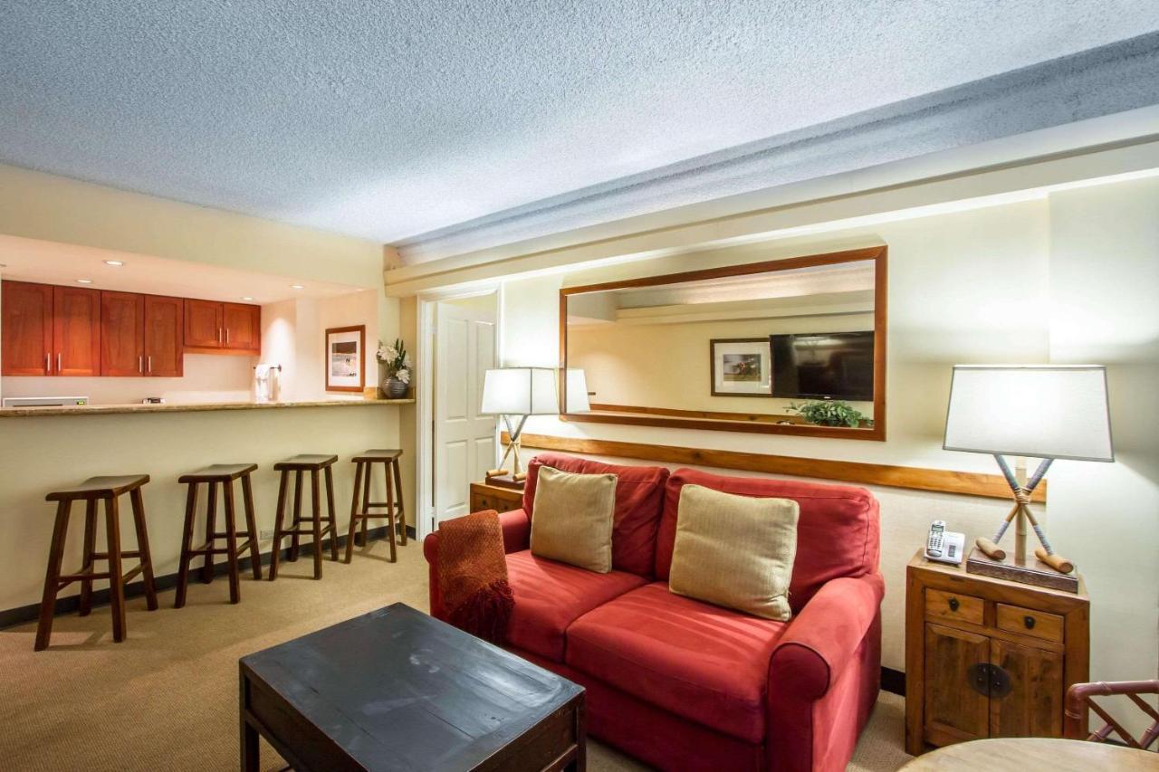 Equus Hotell Honolulu Exteriör bild